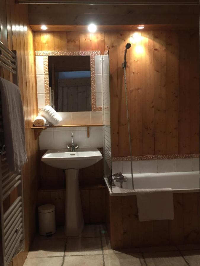 Paisible Chalet Montagne Avec Option Jacuzzi Séez Exterior photo